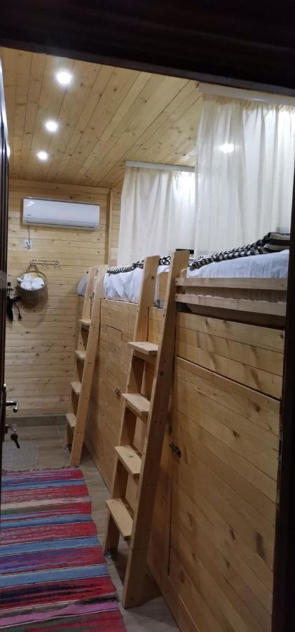 Bungalow 3 With 1 Room Saraievo Exterior foto