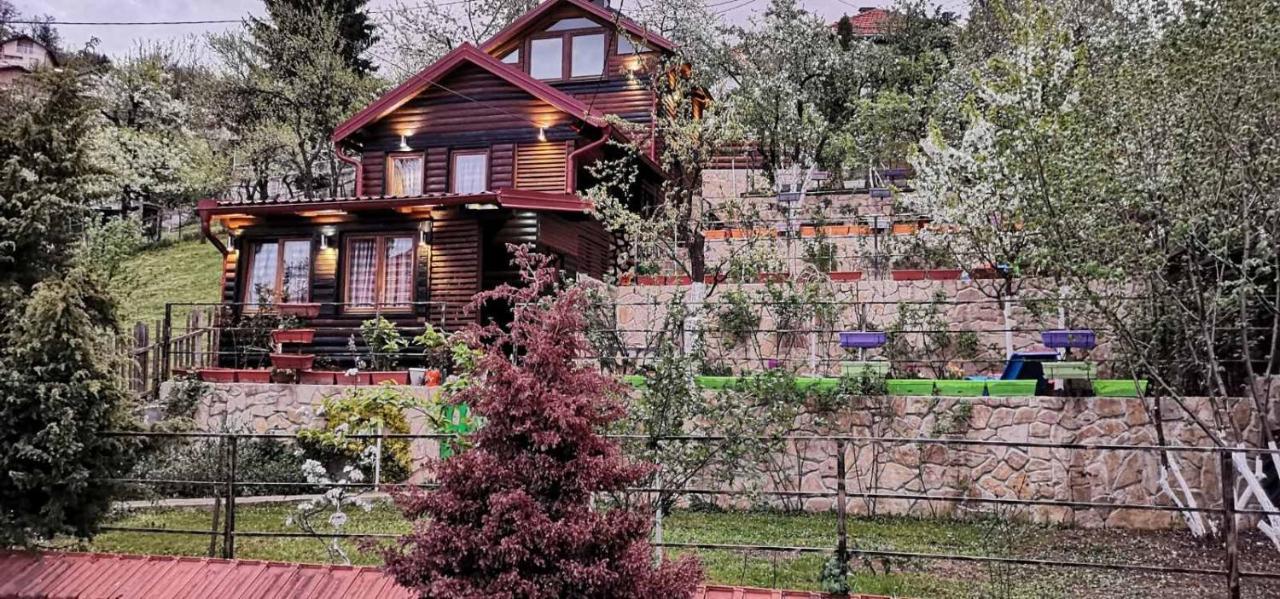 Bungalow 3 With 1 Room Saraievo Exterior foto
