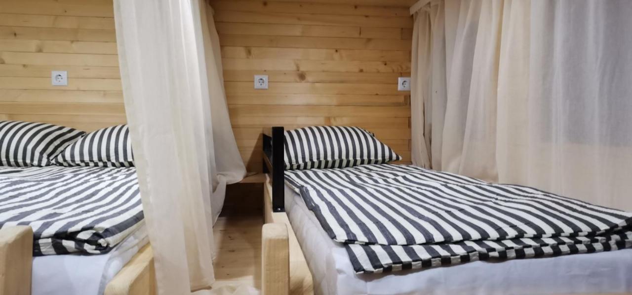 Bungalow 3 With 1 Room Saraievo Exterior foto