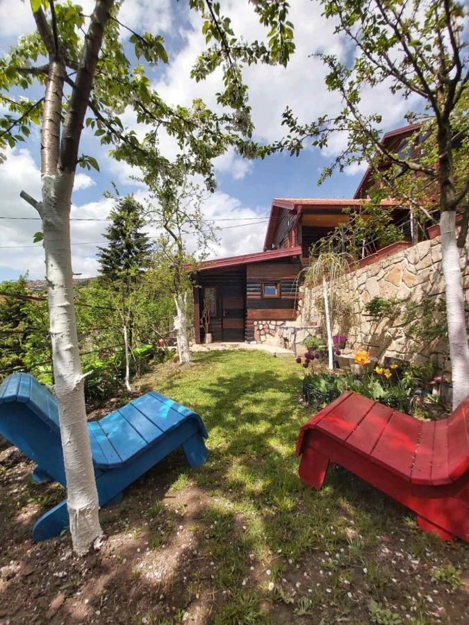 Bungalow 3 With 1 Room Saraievo Exterior foto